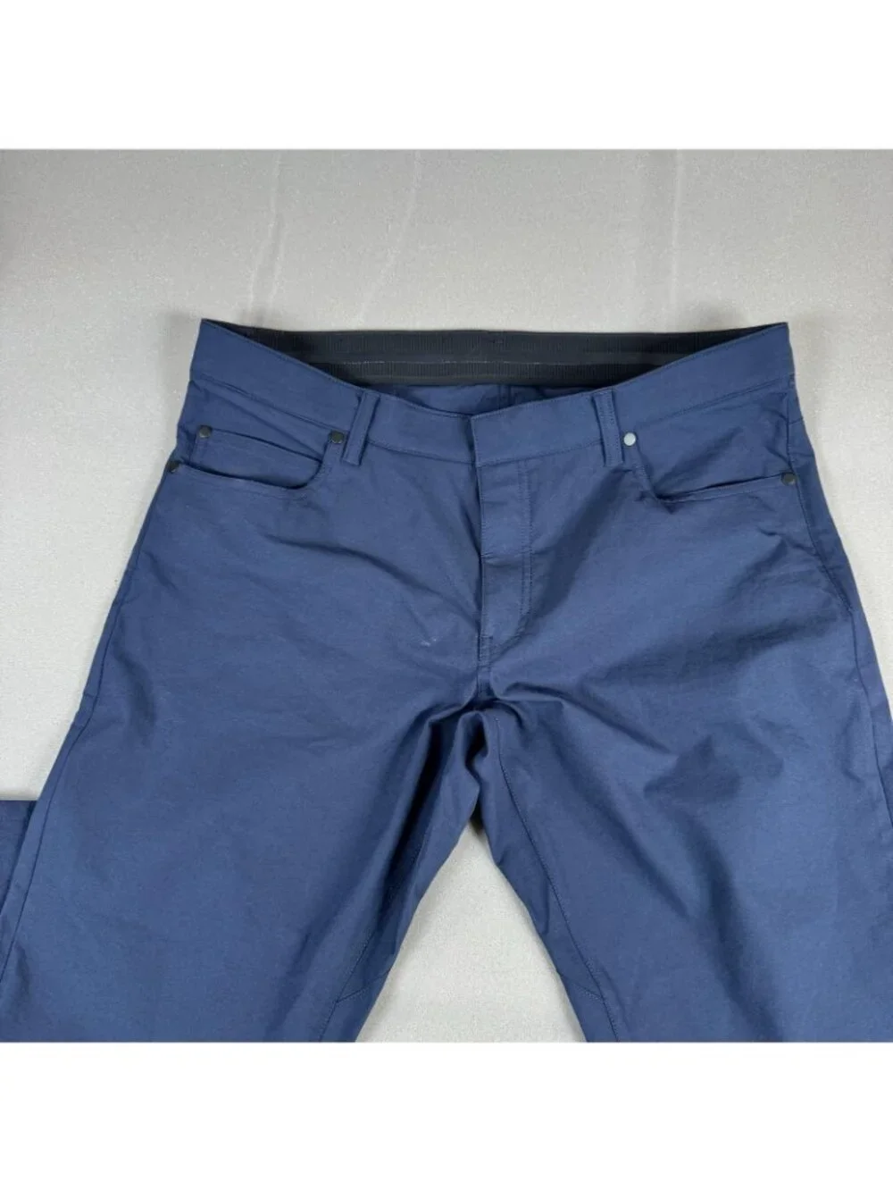 Nike Dri-FIT Pants Mens Size 36 Blue Golf Slim Fit Stretch Lightweight